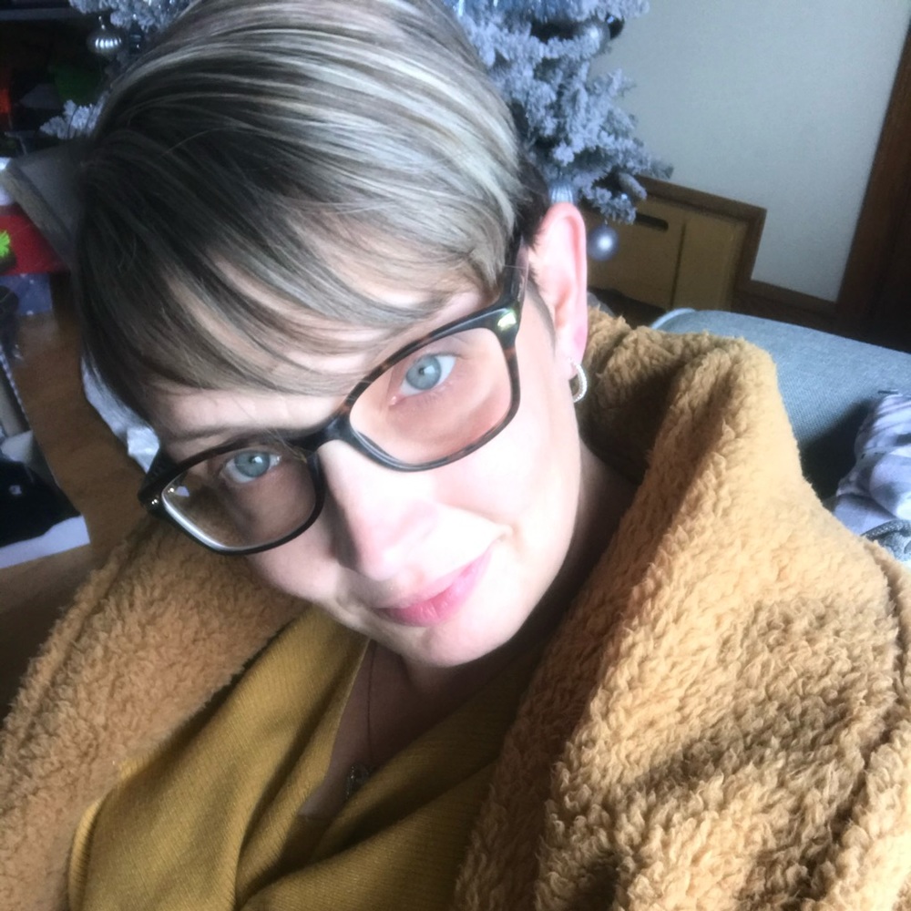 Meet your Posher, Jeanette